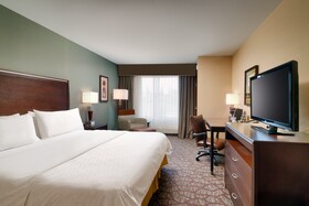 Holiday Inn Express & Suites Butte SE