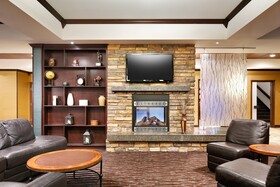 Holiday Inn Express & Suites Butte SE