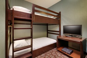 Holiday Inn Express & Suites Butte SE