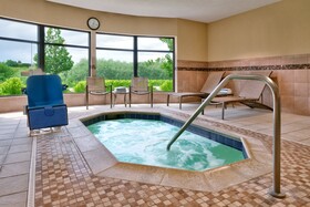 Holiday Inn Express & Suites Butte SE