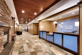 Holiday Inn Express & Suites Butte SE
