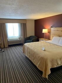 Studio 6 Suites Butte MT I-90 I-15