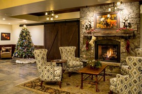 Cedar Creek Lodge Hotel