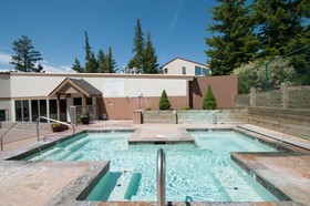 Meadow Lake Resort
