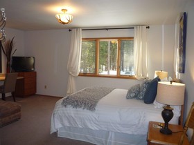 Meadow Lake View Bed and Breakfast