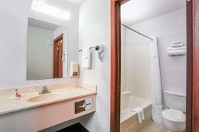 Travelodge by Wyndham Deer Lodge Montana