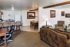 The Ridgeline Hotel at Yellowstone, Ascend Hotel Collection