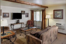 The Ridgeline Hotel at Yellowstone, Ascend Hotel Collection