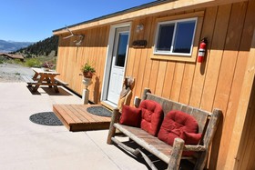 Yellowstone Mountain Cabins