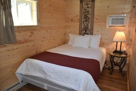 Yellowstone Mountain Cabins