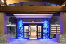 Holiday Inn Express & Suites Glendive