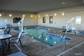 Holiday Inn Express & Suites Glendive