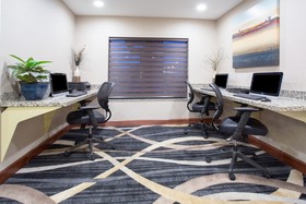 Holiday Inn Express & Suites Glendive