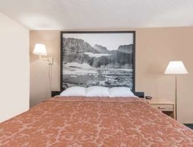 Glendive Lodge