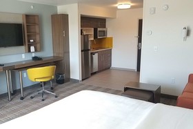 MainStay Suites