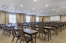MainStay Suites