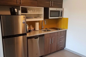 MainStay Suites