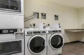 MainStay Suites
