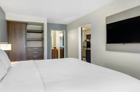 MainStay Suites