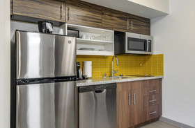 MainStay Suites