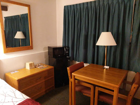 The Mid-Town Motel