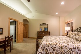 Pineview Lodge