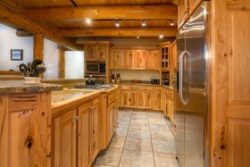 Pineview Lodge