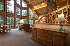 Pineview Lodge