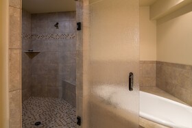Pineview Lodge