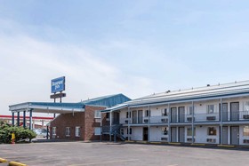 Hardin Lodge