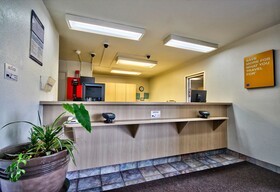 Americas Best Value Inn & Suites Helena