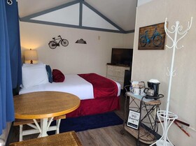 Lamplighter Motel