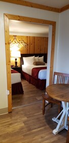 Lamplighter Motel
