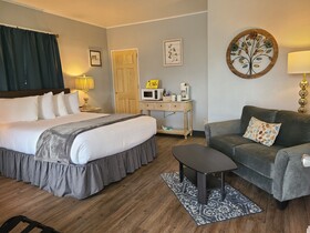 Lamplighter Motel