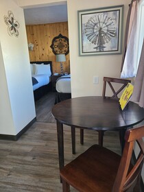 Lamplighter Motel