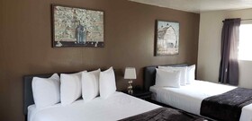 Lamplighter Motel