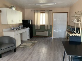 Lamplighter Motel