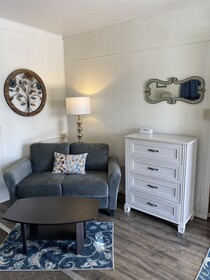 Lamplighter Motel