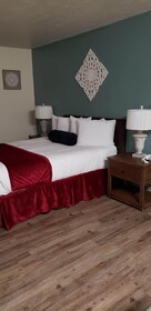 Lamplighter Motel
