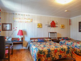 Blue and White Motel