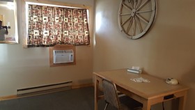 Trails End Motel