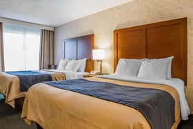 Yellowstone River Inn and Suites
