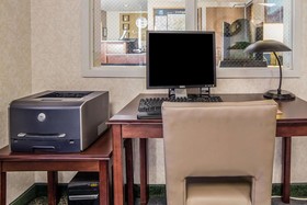 Yellowstone River Inn and Suites