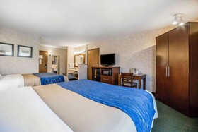 Yellowstone River Inn and Suites
