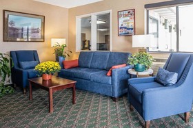 Yellowstone River Inn and Suites