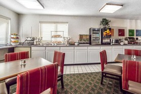 Yellowstone River Inn and Suites
