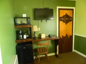 Country Motor Inn