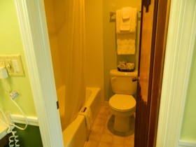 Country Motor Inn
