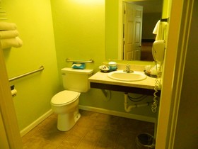 Country Motor Inn