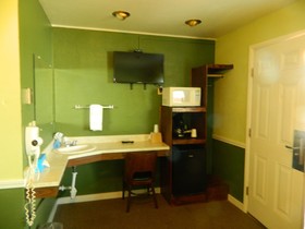 Country Motor Inn